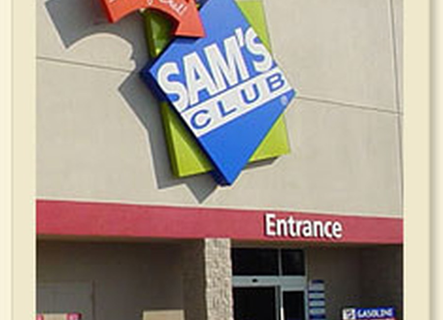 Sam's Club storefront
